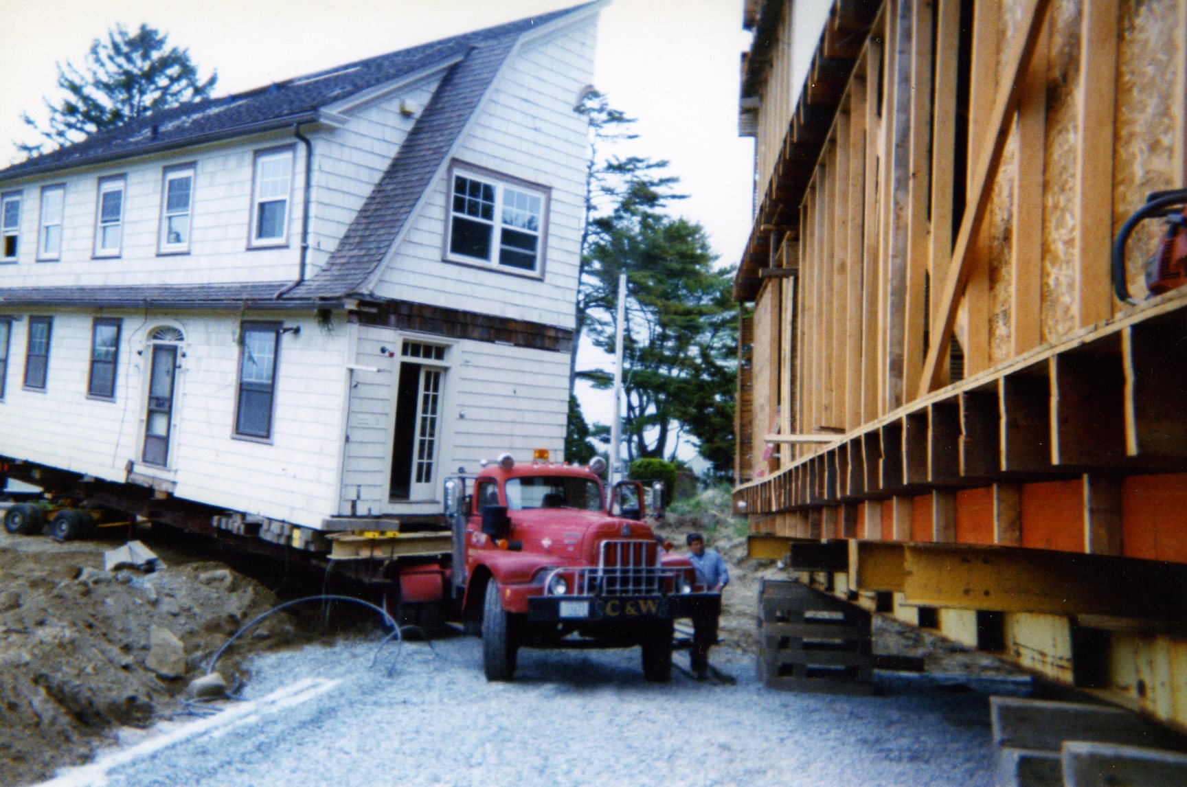 Basements, photo 2
