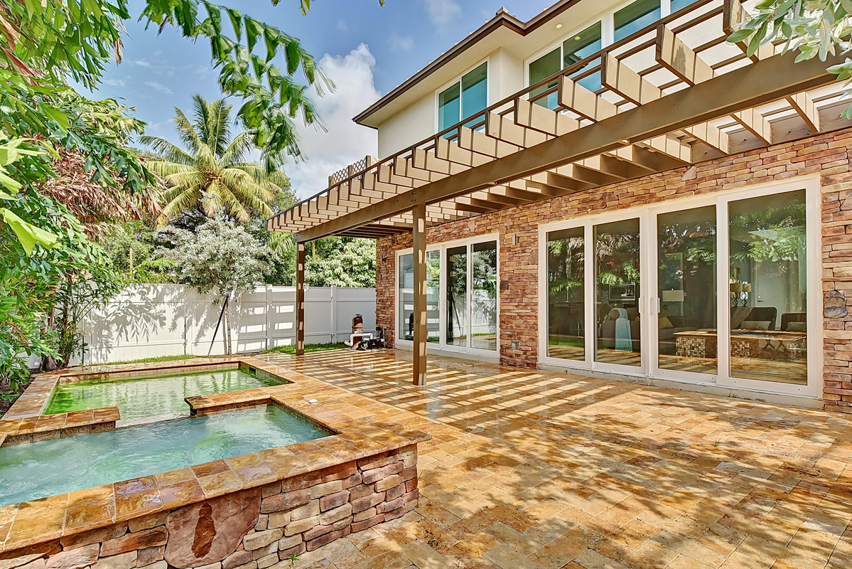 Complete Homes, photo 2