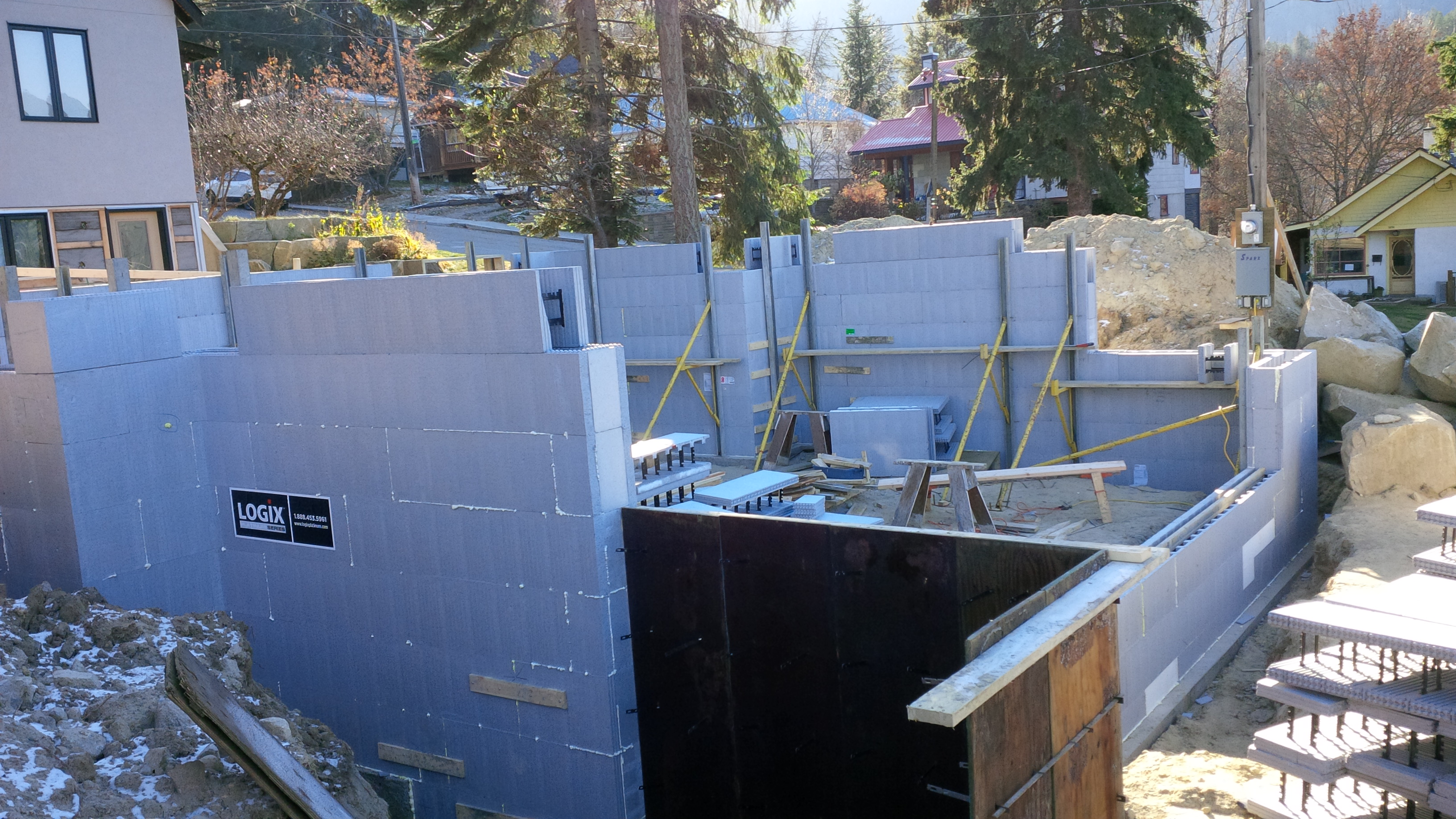 Basements, photo 1