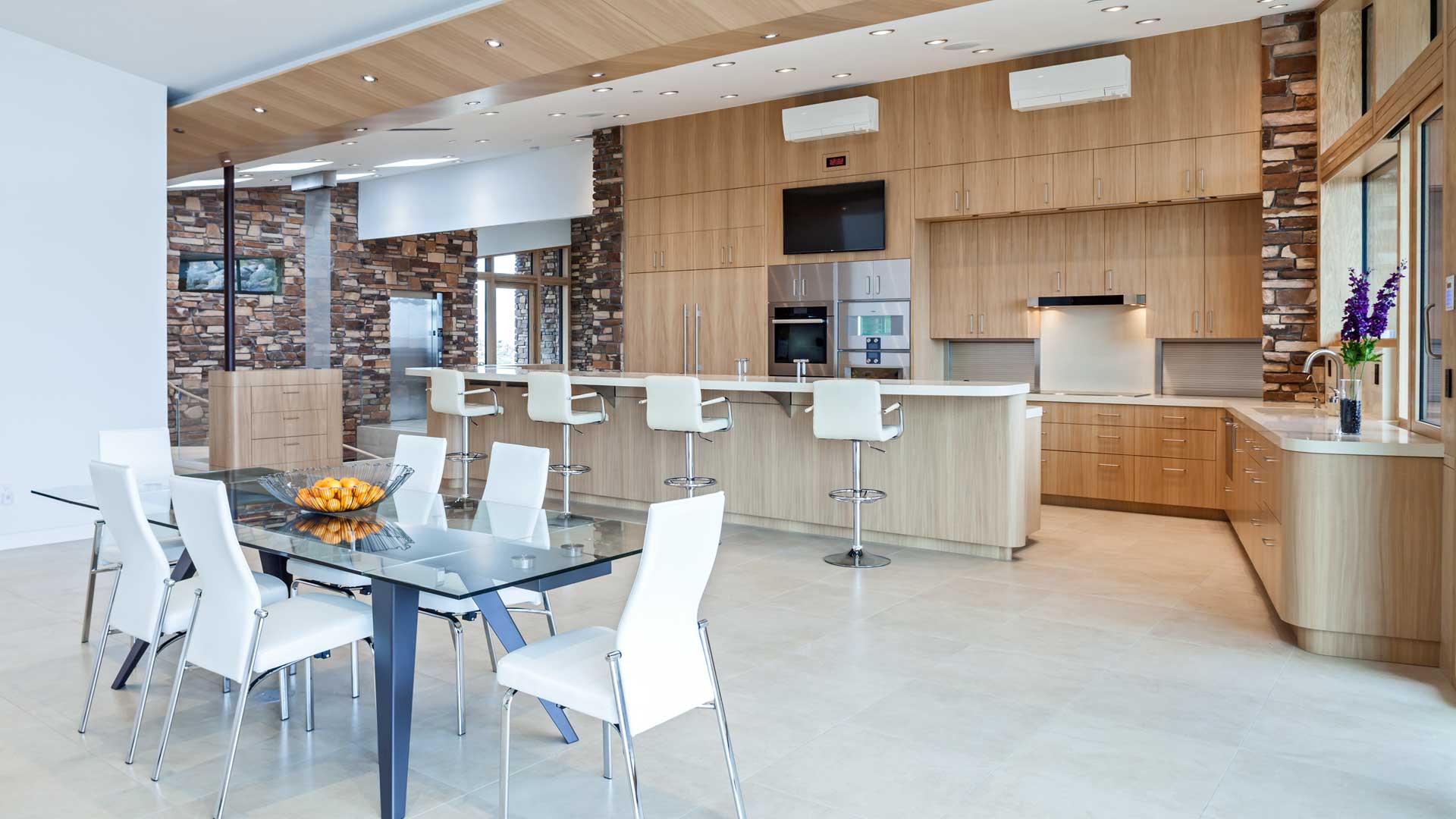 Complete Home, photo 2