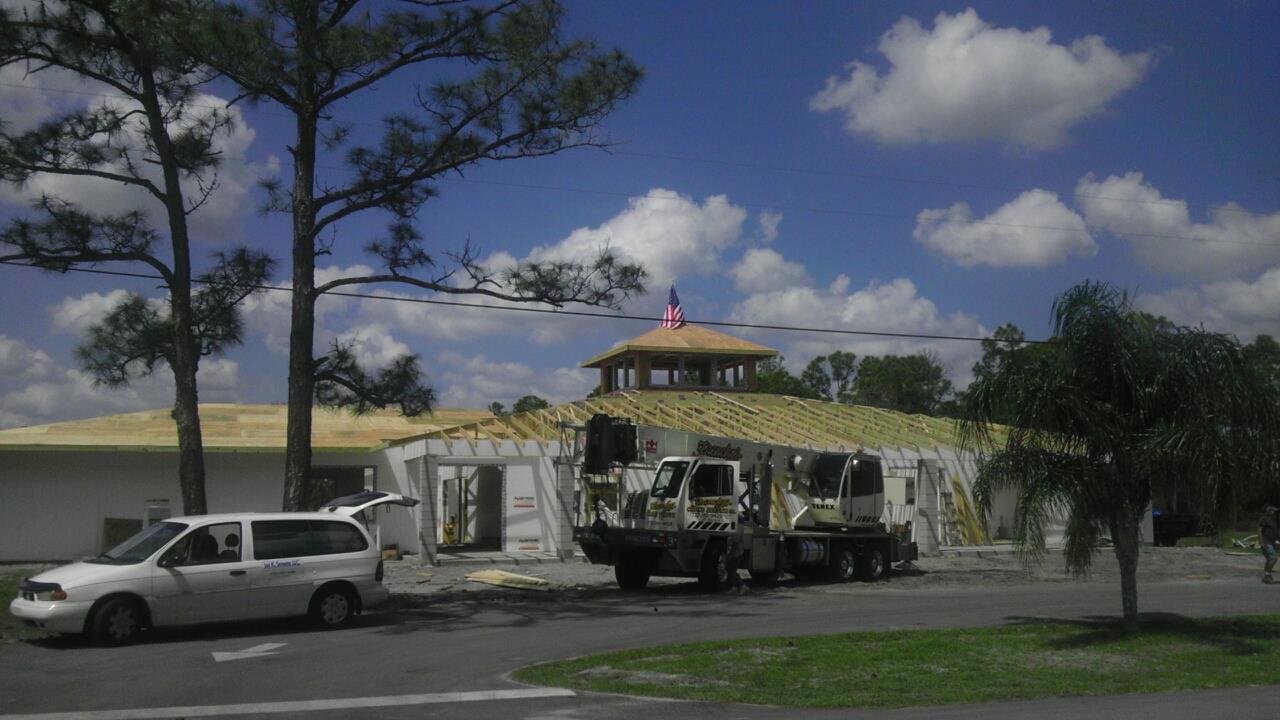 Light Commercial, photo 2