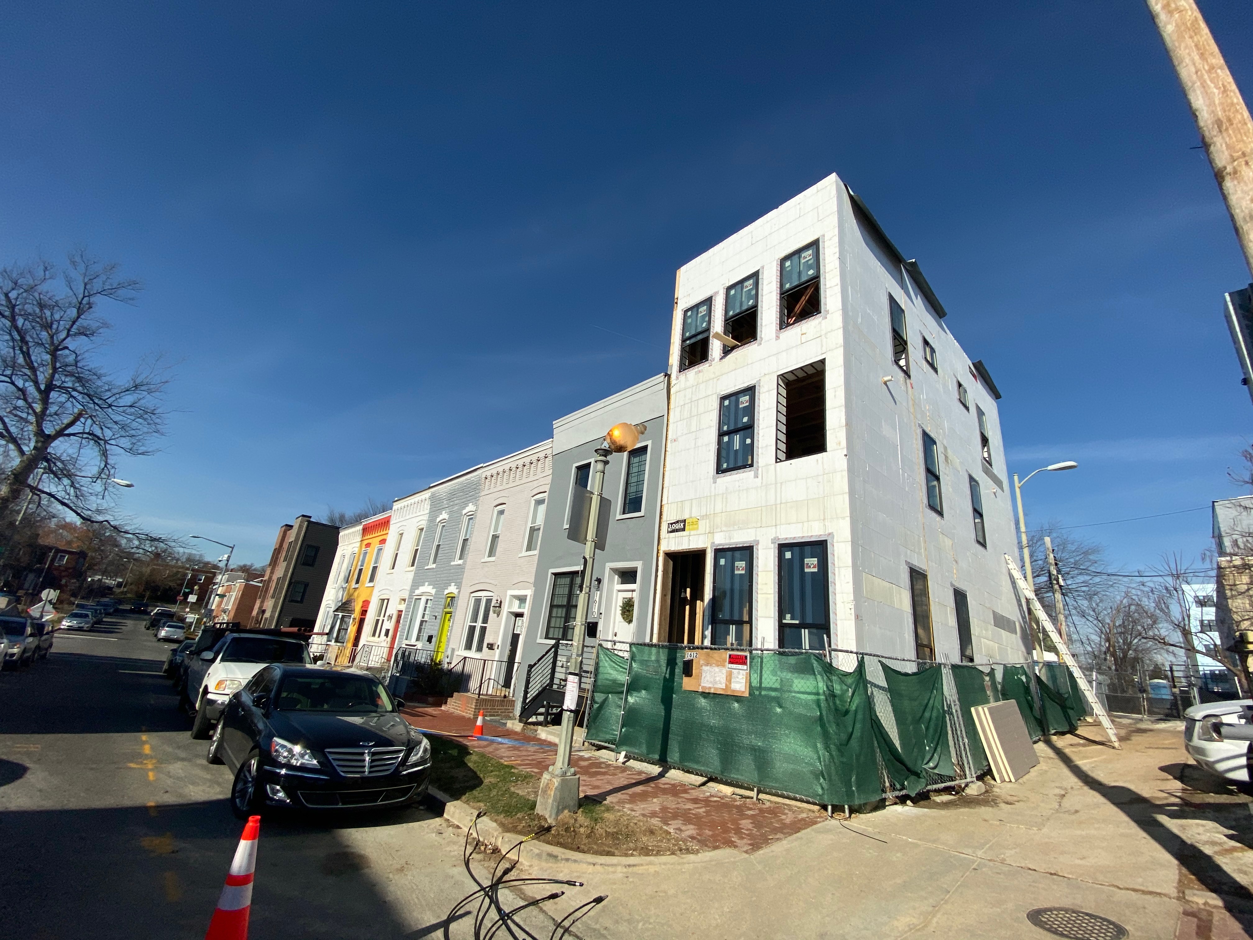 Mid-Rise|Over 3 Storey, photo 1