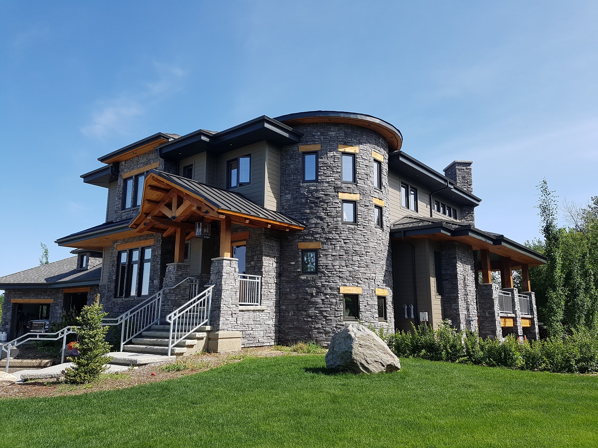 Complete Homes, photo 1