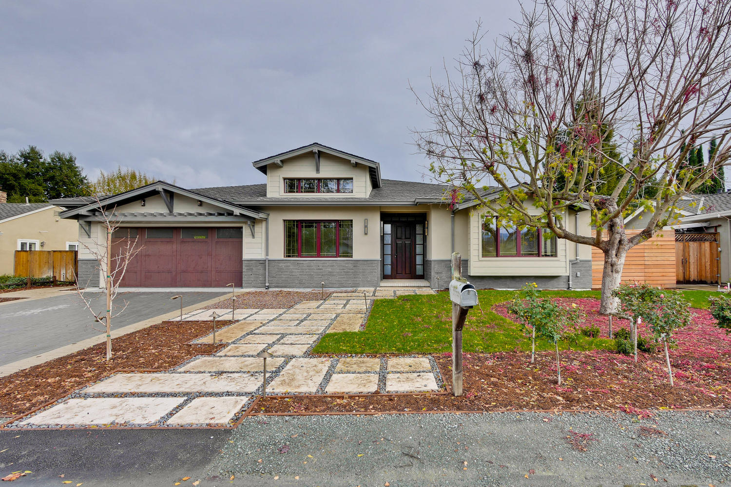 Complete Homes, photo 1