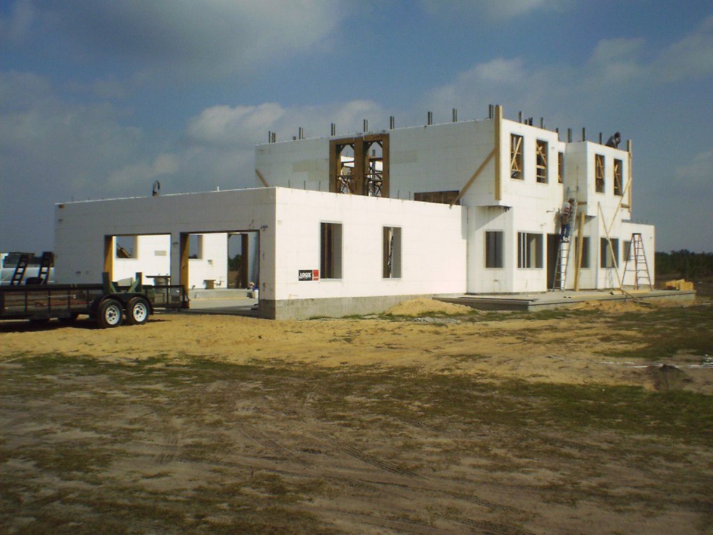 Complete Home, photo 1