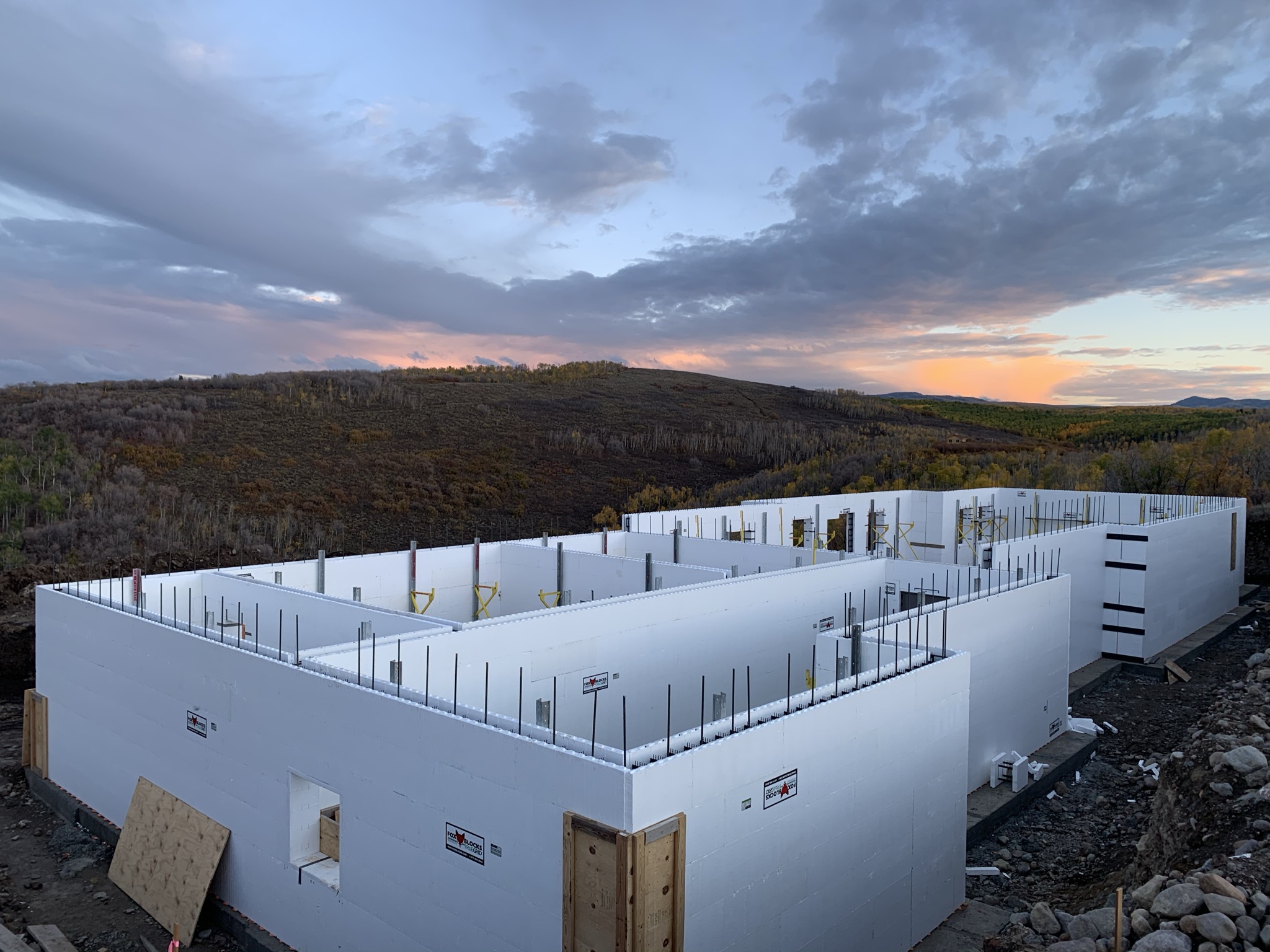 Complete Homes, photo 1