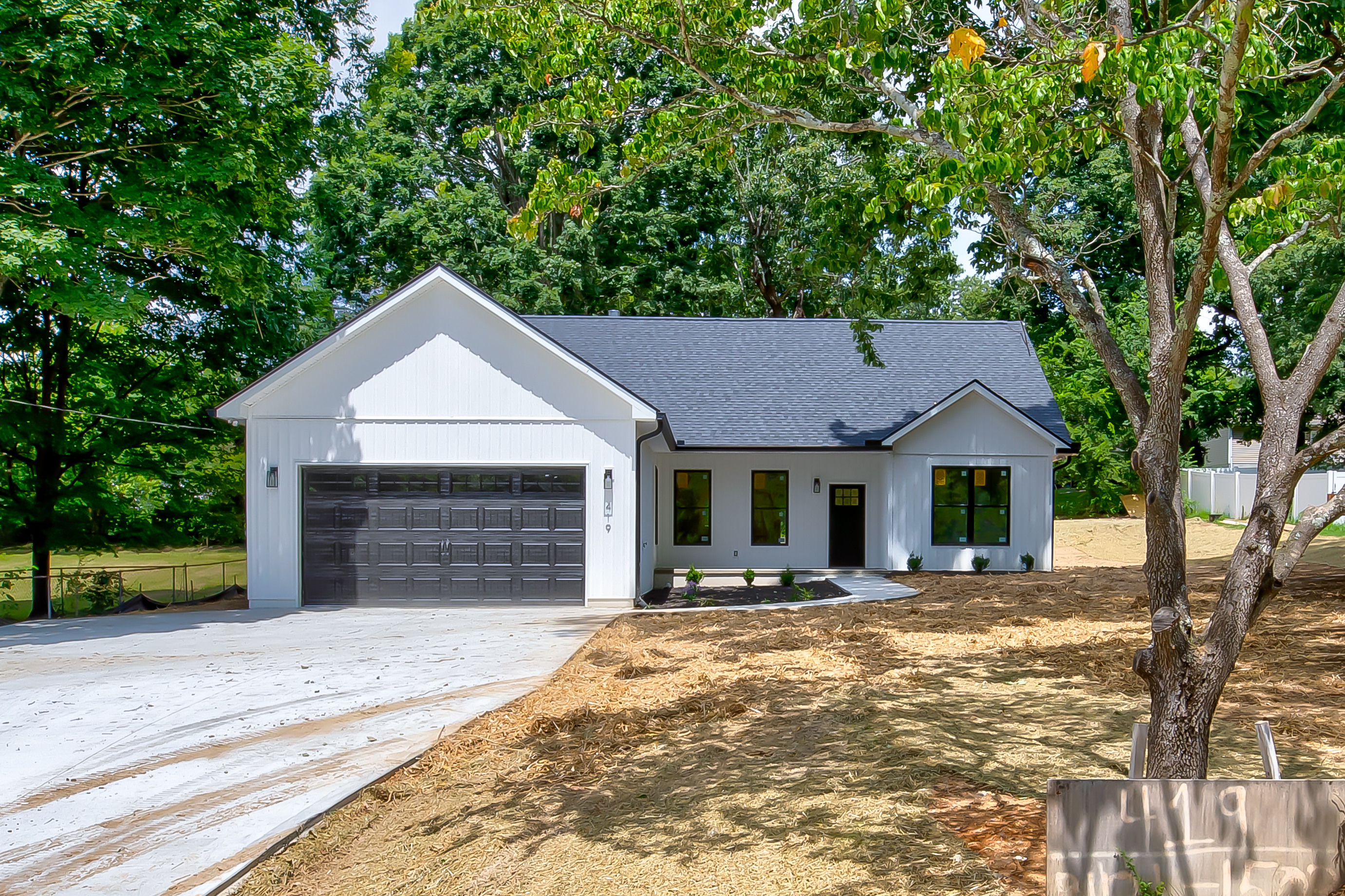 Complete Homes, photo 1