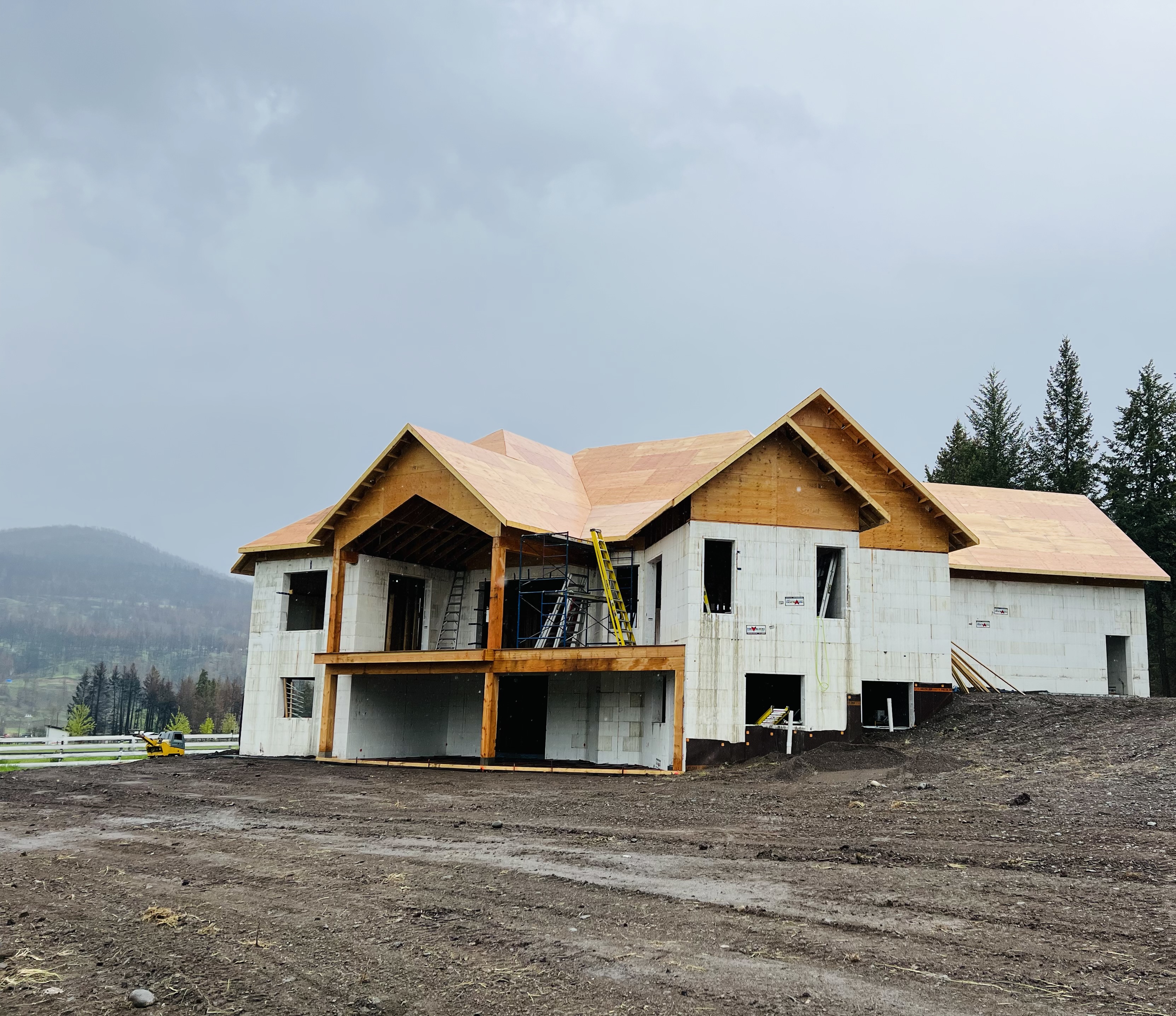 Complete Homes, photo 1
