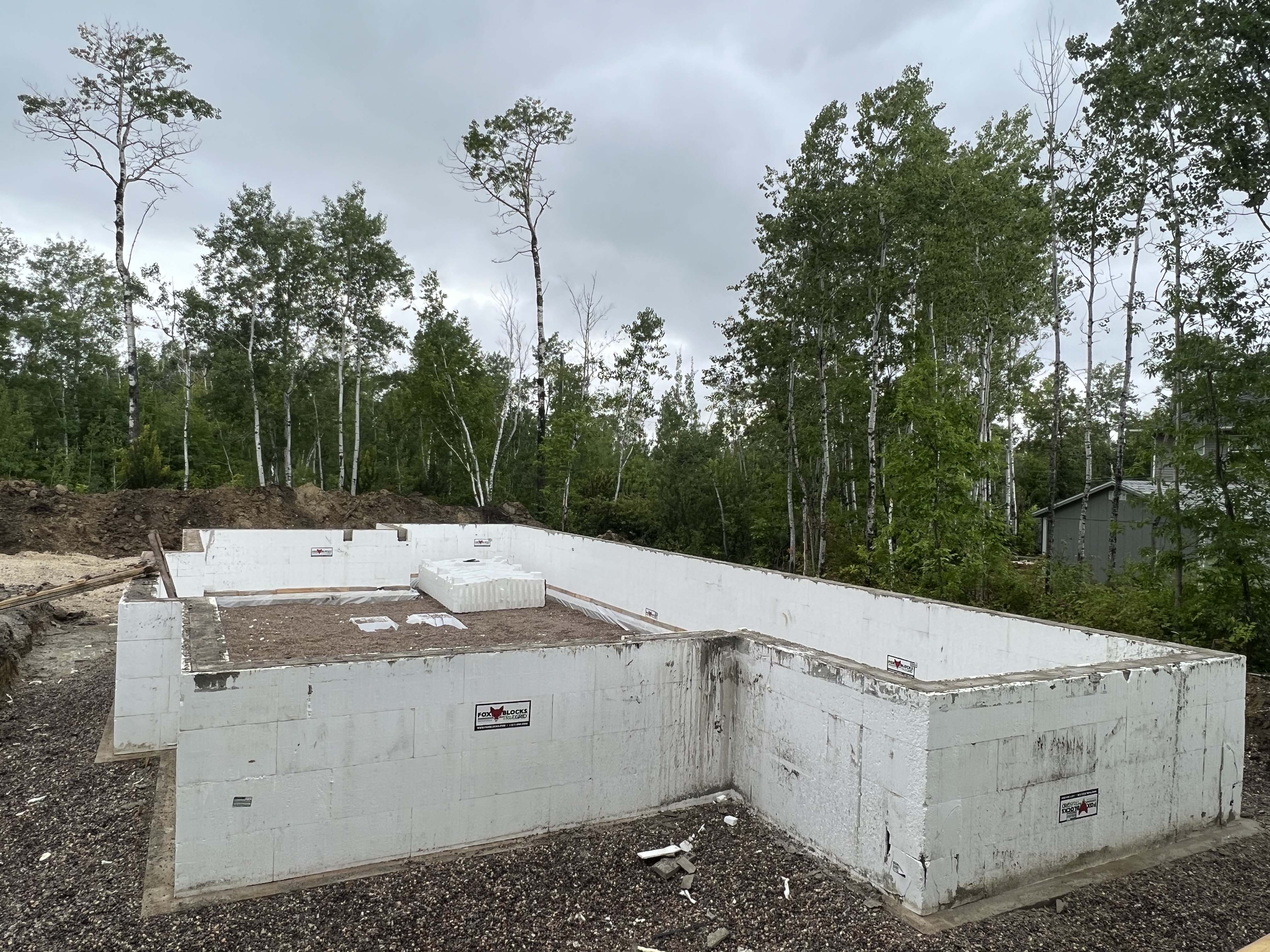 Basements, photo 1