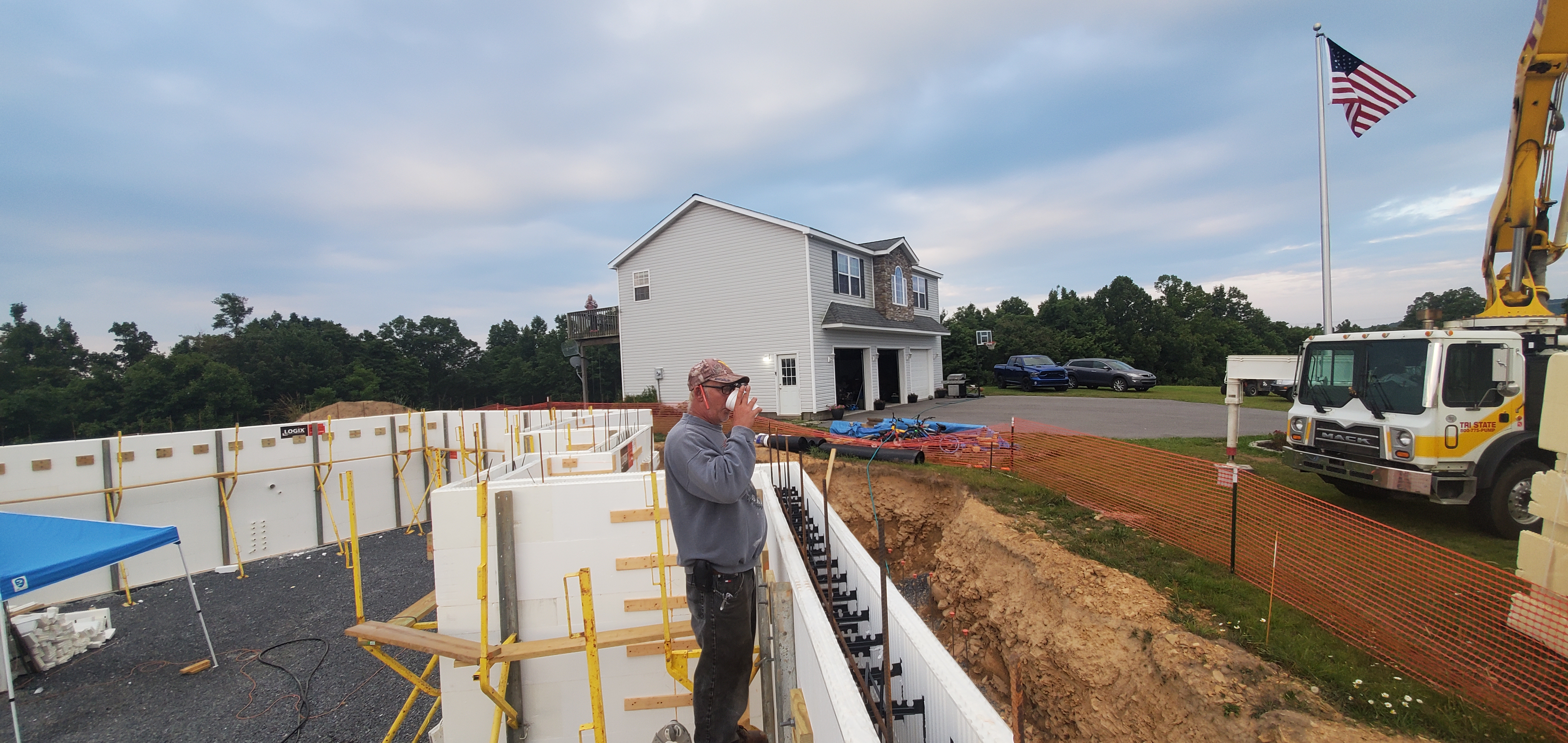 Complete Homes, photo 2