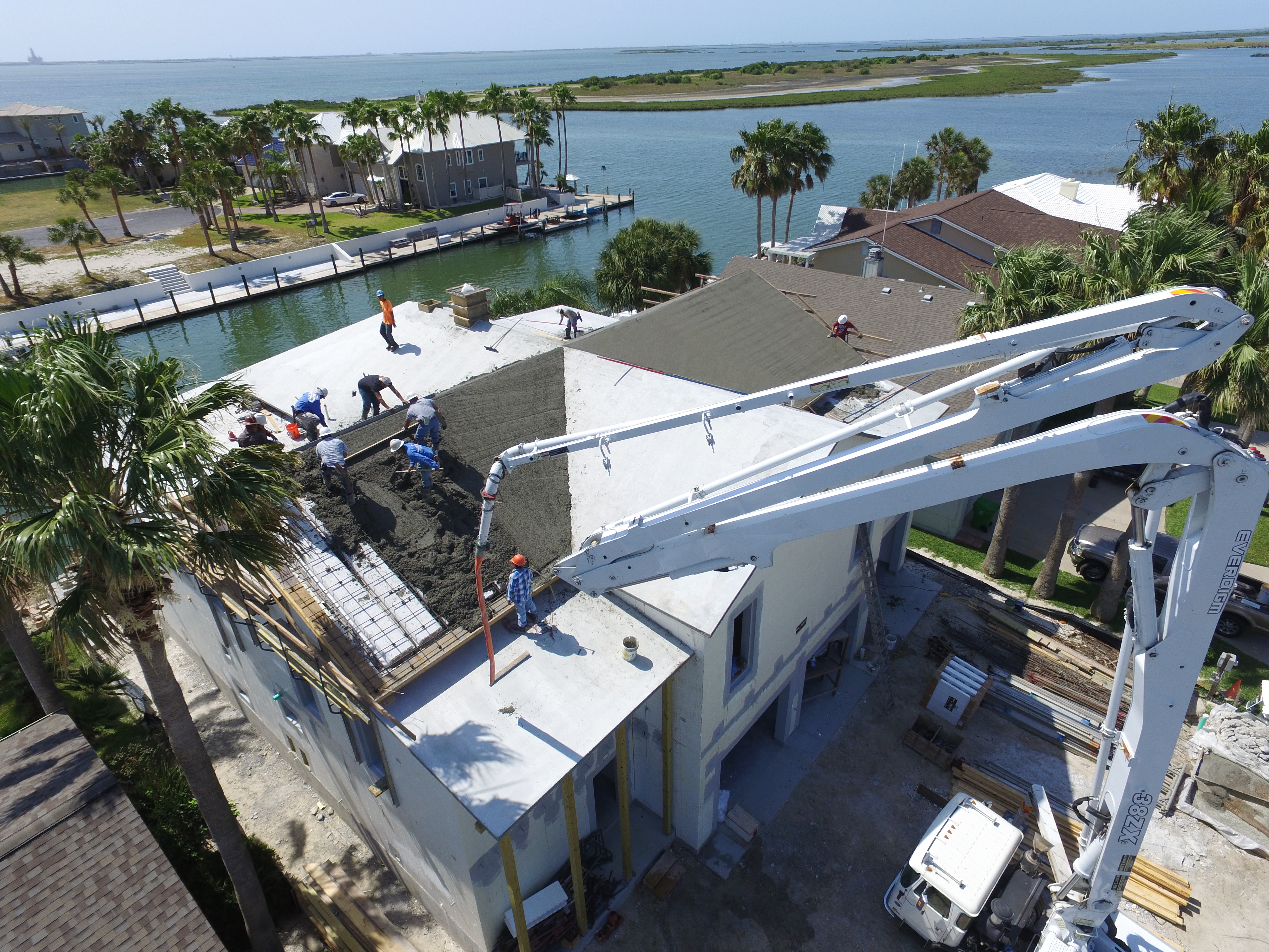 Complete Homes, photo 1