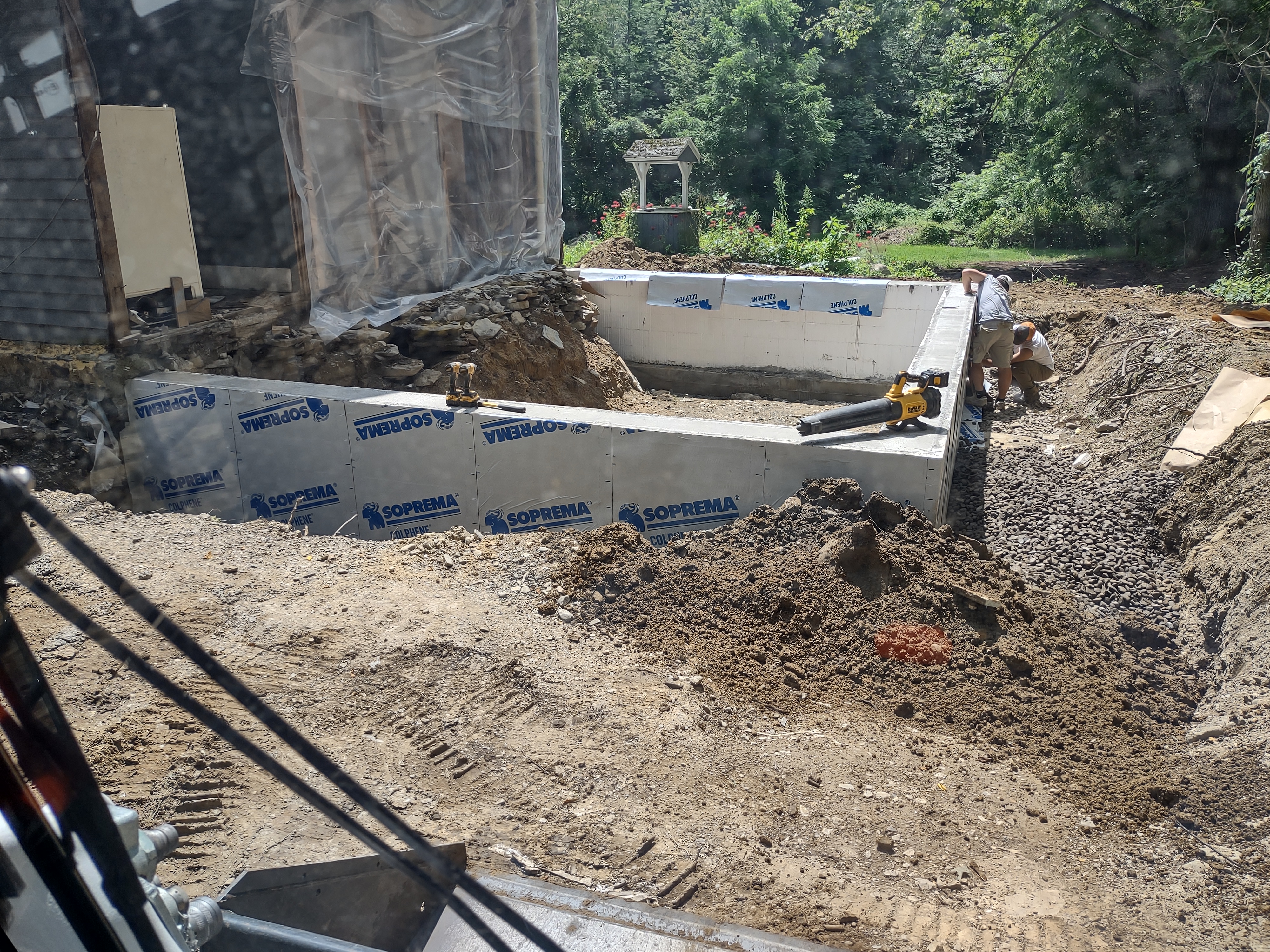 Basements, photo 2